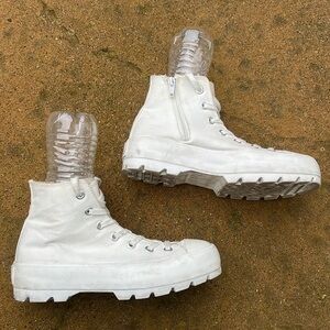 CUSHIONAIRE Women's Vespa Hightop White Canvas Sneakers Size 9